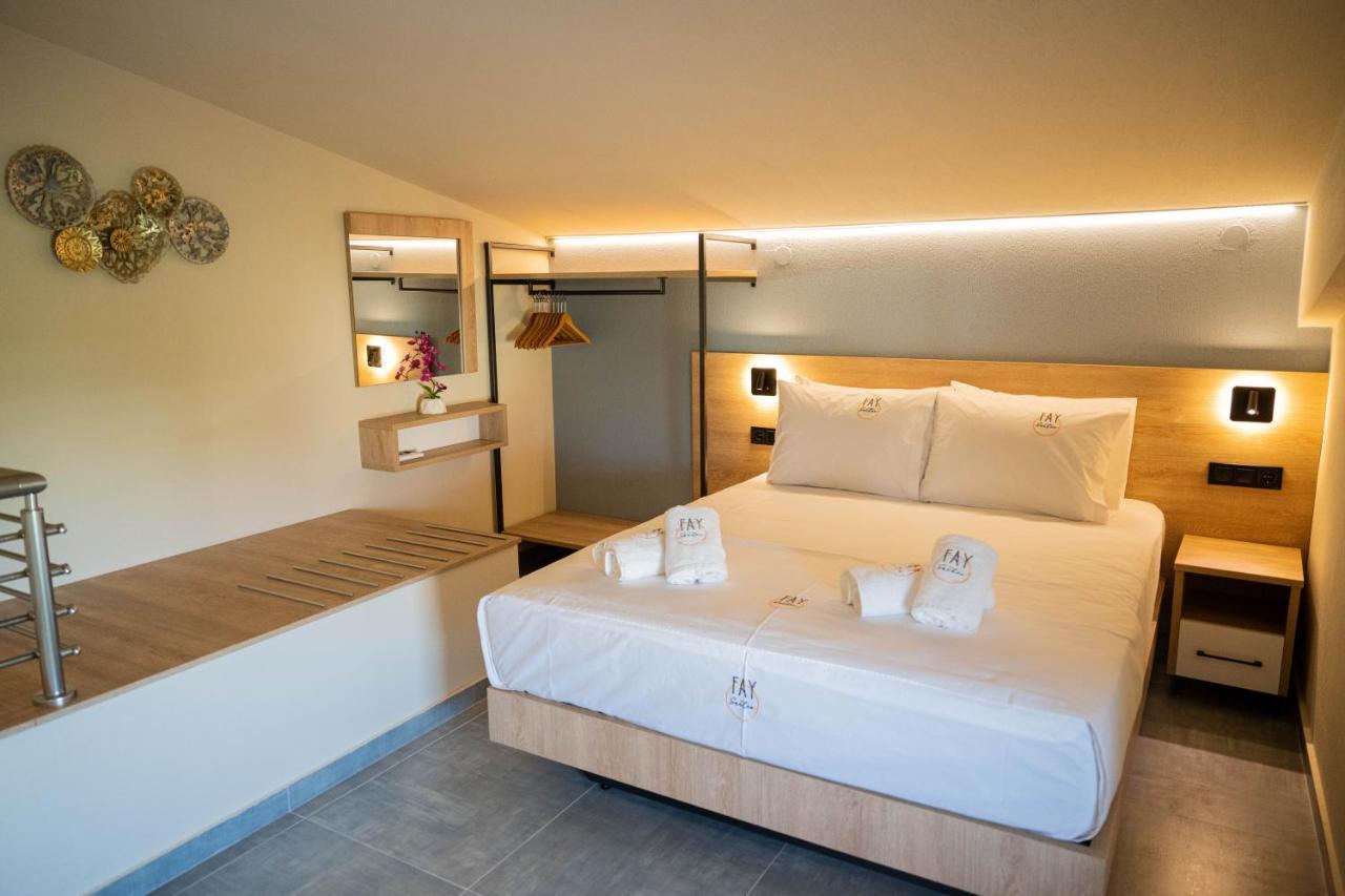 Fay Suites Flogita Exterior photo